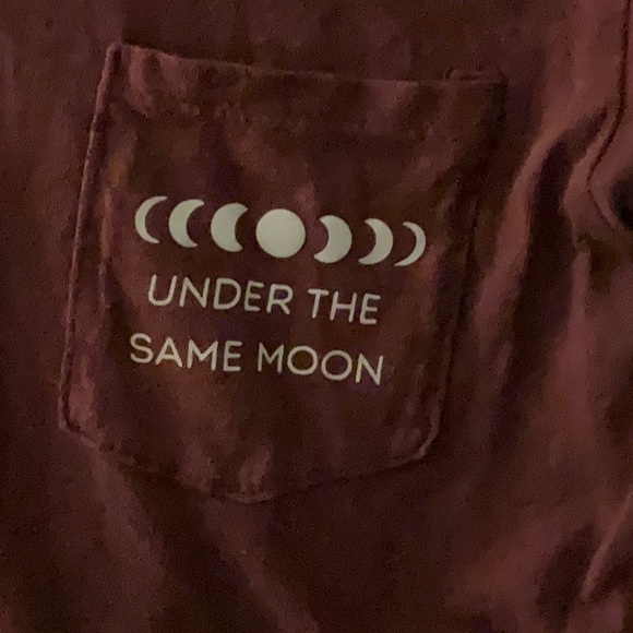 Me To We Brand “ Under The Same Moon “ Crop Top - Picture 2 of 4